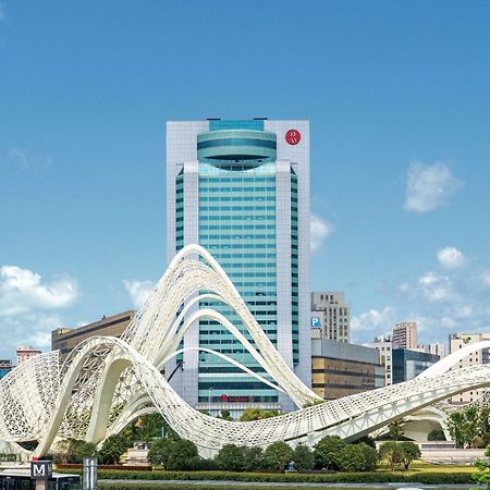 Ramada Plaza Optics Valley Hotel Wuhan Exterior foto